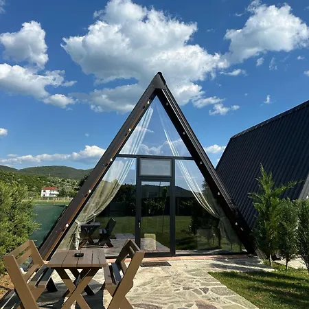 Rent Miri Homestay Shkoder